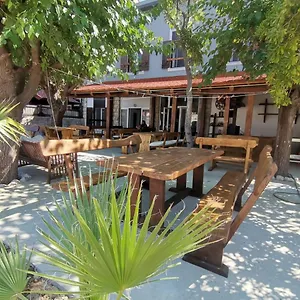 https://hostel-jadran.hotelinzadar.com