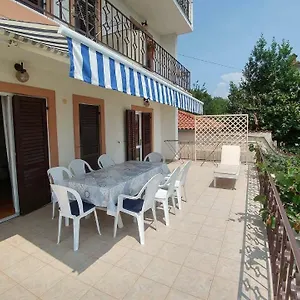 https://guest-house-ivo-lovran.primorje-gorskikotar.com